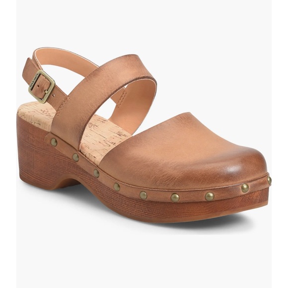 Kork-Ease Shoes - Kork-ease Women's Tan Clogs size 9M